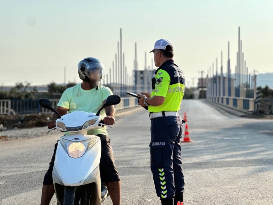 Antalya’da Motosikletlere Sıkı Denetim: 5 Bin 392 Sürücü Kontrol Edildi