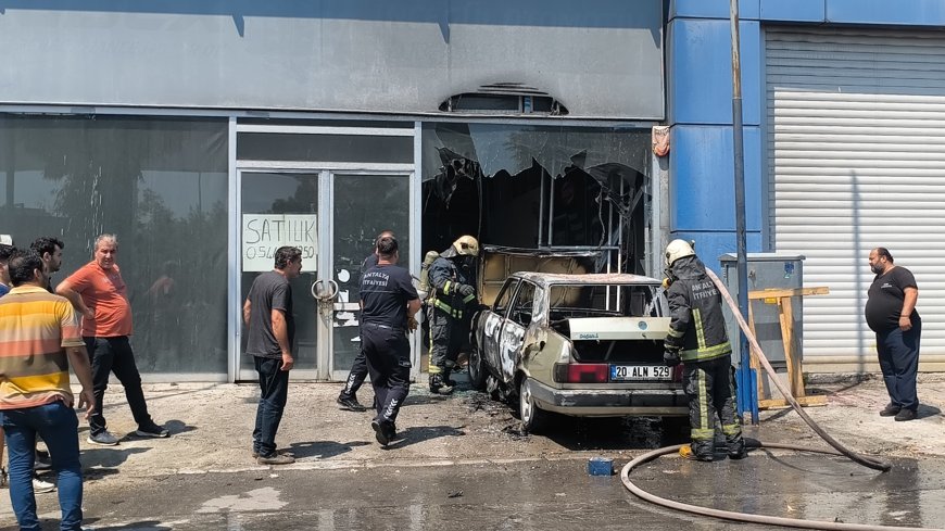 Kepez’de Park Halindeki Otomobil Alevlere Teslim Oldu