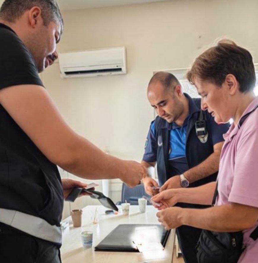 Kepez Zabıtasından Örnek Davranış: Cüzdan Değil, Hatıra Teslim Edildi