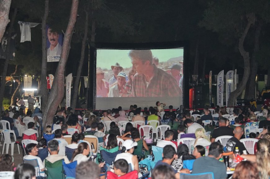 Konyaaltı’nda Yaz Akşamları HayatPark’ta Şenlendi
