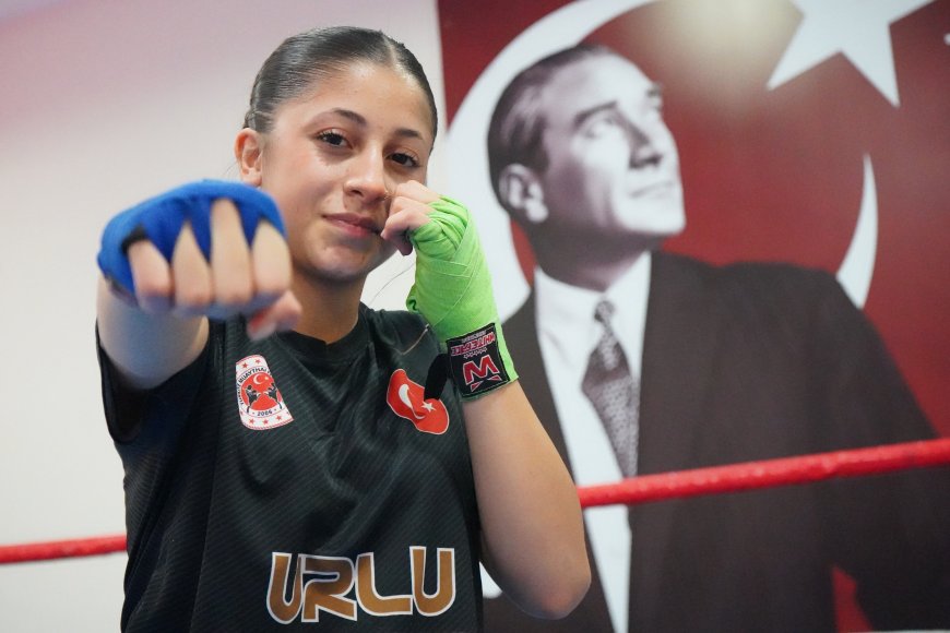Garsonluk Yapıp Dünya Şampiyonasına Hazırlanıyor: Ecrin Berfin’in Azim Hikayesi