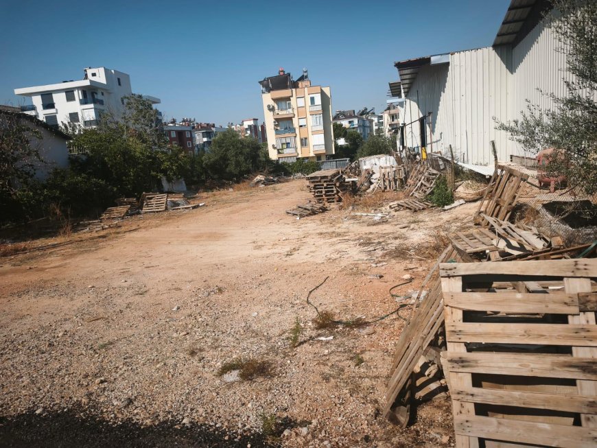 Kepez’de Kaçak Moloz Denetimi: 30 Kamyon Hafriyat Kaldırıldı, 5 Firmaya Ceza Uygulandı