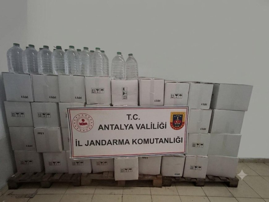 Antalya’da Sahte İçki Operasyonu: 20 Bin 700 Litre Etil Alkol Ele Geçirildi