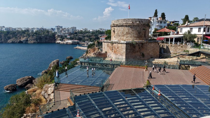 Hıdırlık Kulesi Yeniden Ziyarete Açıldı: 2 Bin Yıllık Tarih ve Akdeniz Manzarası Bir Arada