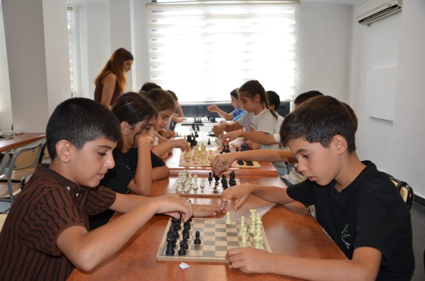 Alanya ATABEM’de Satranç Heyecanı: 24 Çocuk Hamlelerini Yarıştırdı