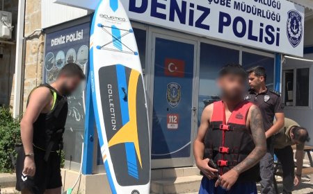 Antalya’da SUP ile Denize Açılan 2 Kişi Kürekleri Kırılınca Mahsur Kaldı