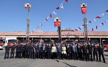 Antalya İtfaiyesi filosuna 24 yeni araç: Aksu yangınında plakasız ve tescilsiz sahaya sürüldü