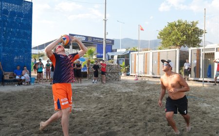 Alanya’nın spor turizmi tanıtım yüzleri dünyaca ünlü plaj voleybolcuları oldu