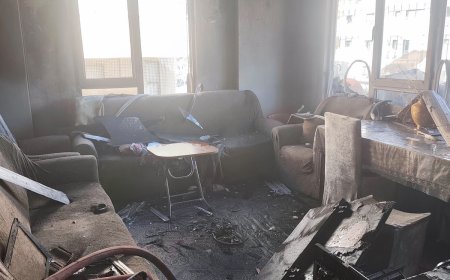 Alanya’da 5 katlı apartmanın en üst katında yangın