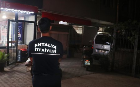 Antalya’da restoran bacasından çıkan duman paniğe neden oldu