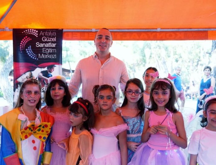 HayatPark’ta çocuklar için “Okula Merhaba Şenliği” düzenlendi