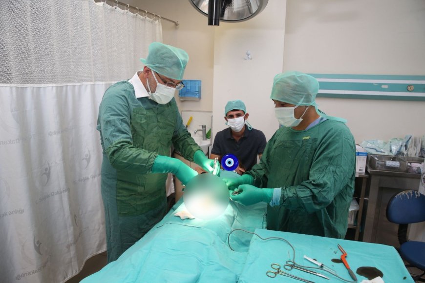 Serik’te Sünnet Şöleni: Doktor Başkan Kumbul Çocukların Sünnetini Gerçekleştirdi