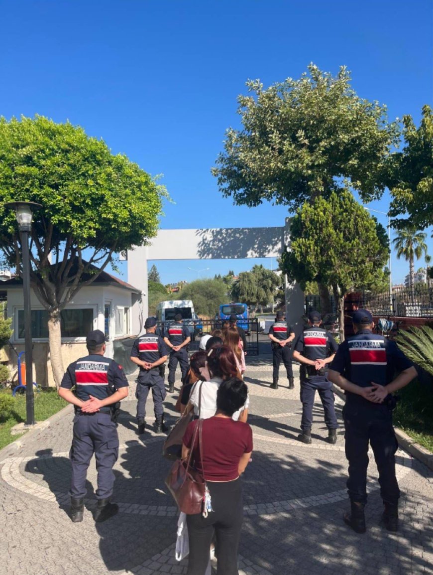 Manavgat’ta İnsan Ticareti Operasyonu: 14 Yabancı Uyruklu Şahıs Zorla Çalıştırılırken Kurtarıldı