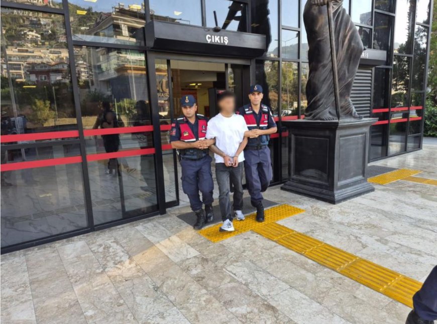 Alanya’da Trafik Uygulamasında Polise Silah Doğrultuldu: 1 Şüpheli Tutuklandı