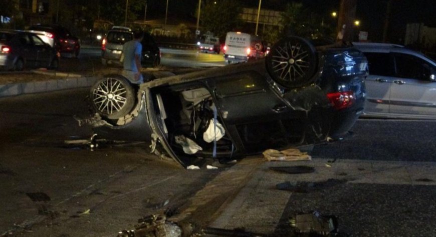 Muratpaşa’da Korkutan Kaza: Otomobil Takla Attı, Motoru Yola Fırladı