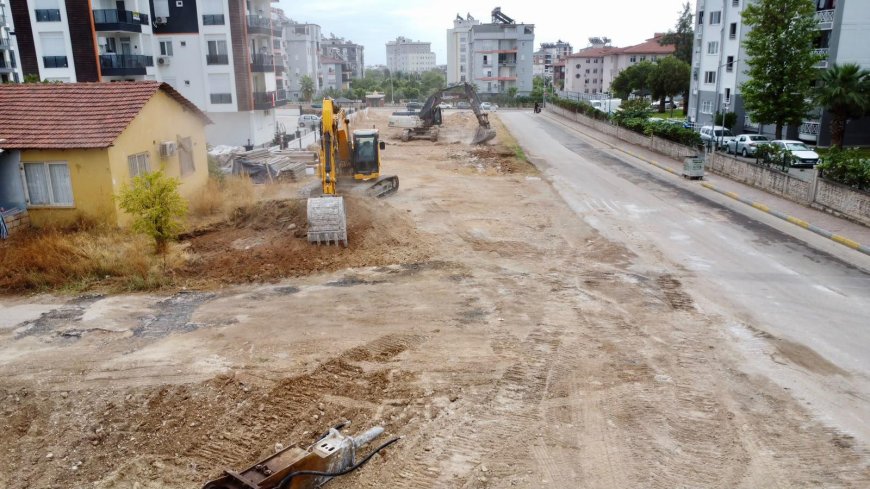 Kepez’te Gazi Mahallesi’ne geniş yol ve yeni yeşil alan: 6567 Sokak 25 metreye çıkıyor