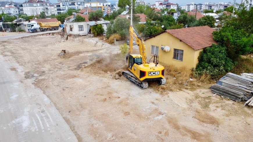 Kepez’te Gazi Mahallesi’ne geniş yol ve yeni yeşil alan: 6567 Sokak 25 metreye çıkıyor