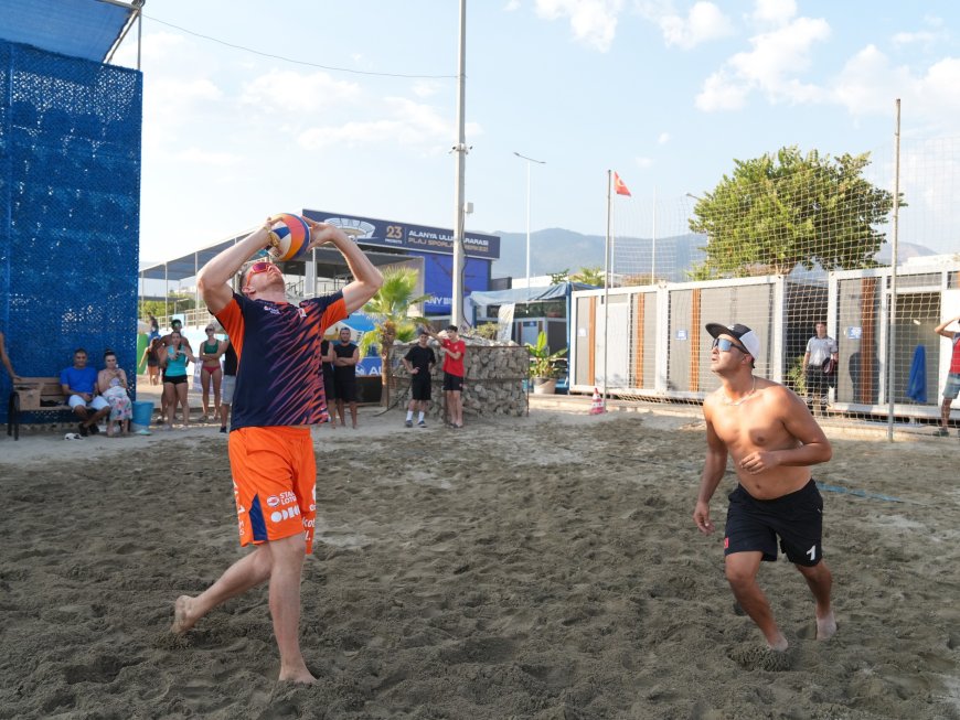 Alanya’nın spor turizmi tanıtım yüzleri dünyaca ünlü plaj voleybolcuları oldu
