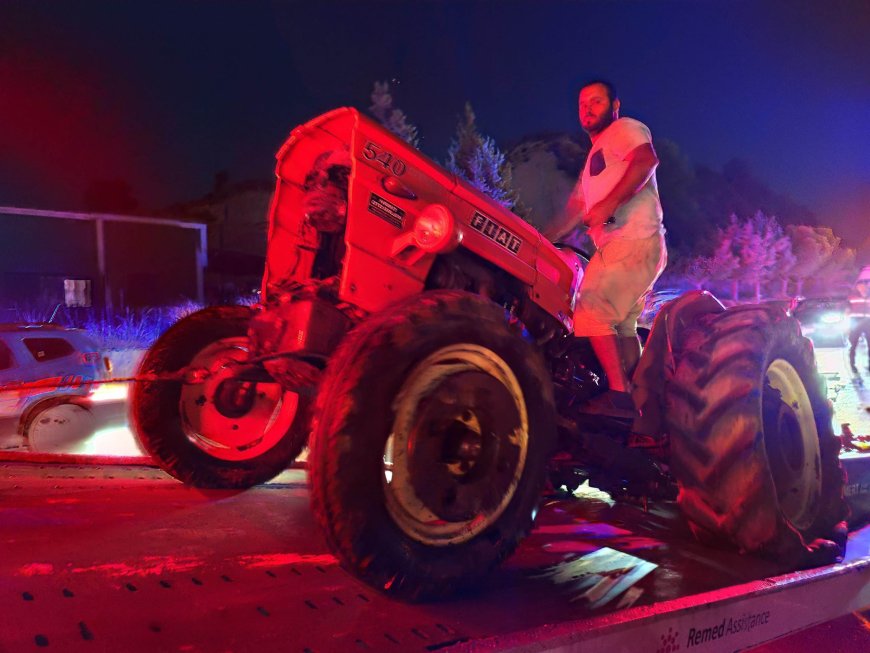 Manavgat’ta otomobil traktöre arkadan çarptı: 2 ağır yaralı