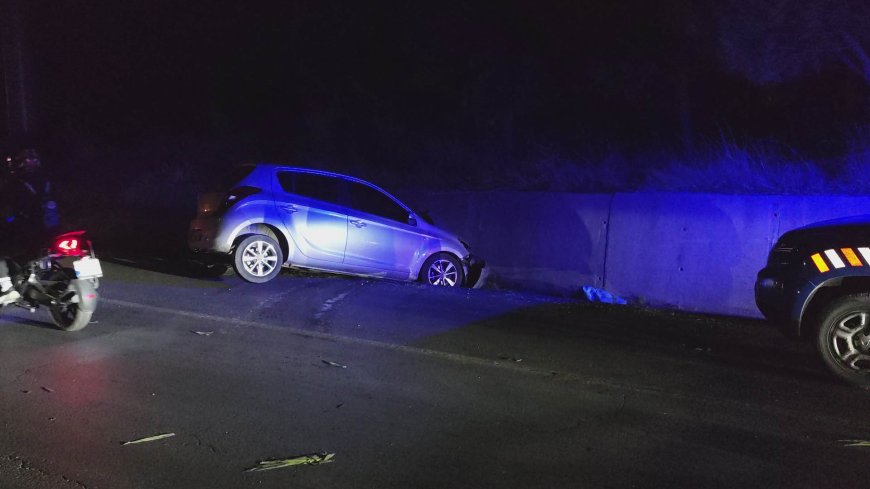 Manavgat’ta otomobil traktöre arkadan çarptı: 2 ağır yaralı