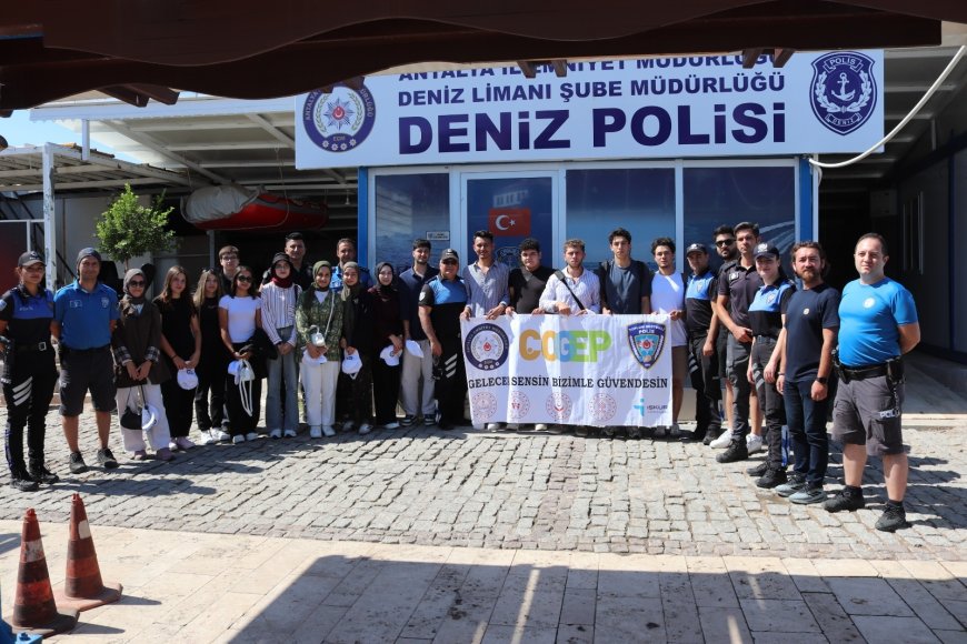 Antalya’da gençlere yönelik “Gelecek Sensin, Bizimle Güvendesin” etkinliği