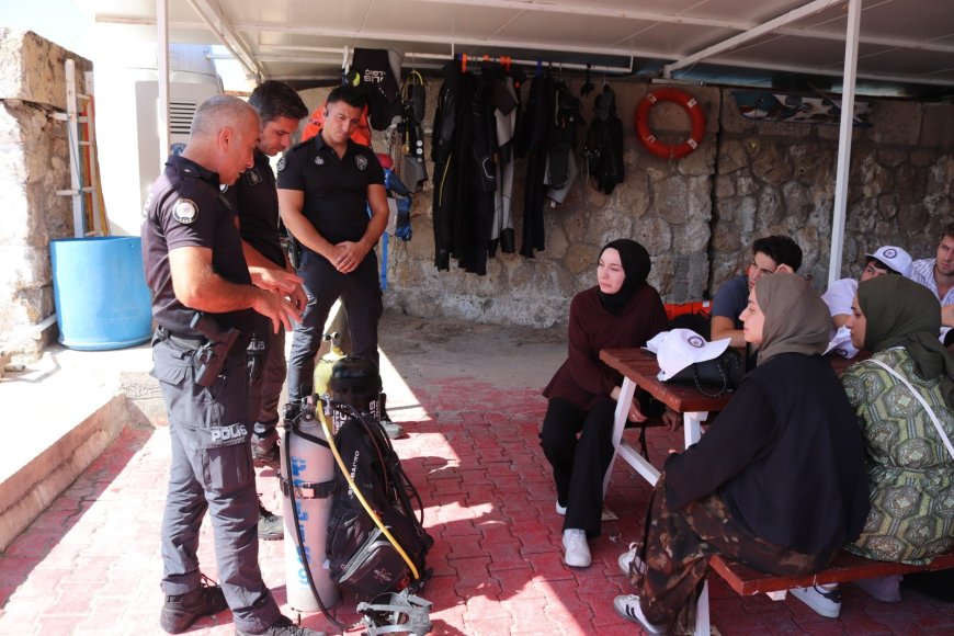 Antalya’da gençlere yönelik “Gelecek Sensin, Bizimle Güvendesin” etkinliği
