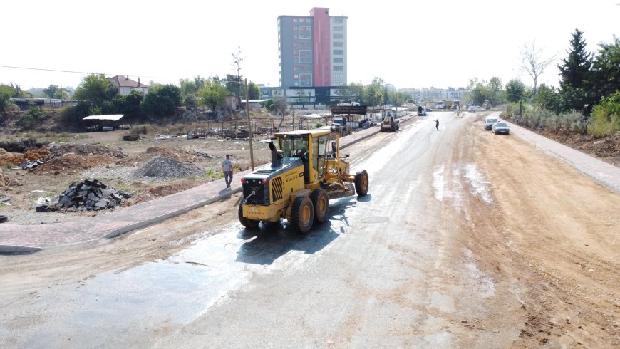 Kepez Duraliler’de ulaşım ağı genişliyor: Yeni yollar ve kaldırımlar yapılıyor
