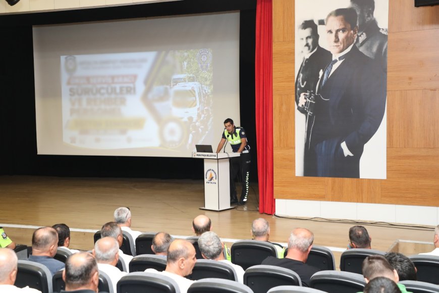 Antalya’da 500 okul servisi personeline güvenli ulaşım eğitimi