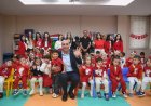 Cem Kotan, Cumhuriyet Bayramı’nı kreşlerde çocuklarla kutladı
