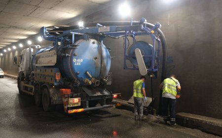 ASAT altgeçitlerde gece mesaisine devam ediyor: Yağmur suyu hatları temizleniyor