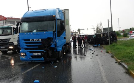 Manavgat’ta Kırmızı Işık İhlali Zincirleme Kazaya Neden Oldu: 3 Yaralı