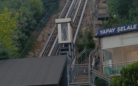 Manavgat’ta asansörde mahsur kalan 2 çocuk yaklaşık 1 saat sonra kurtarıldı