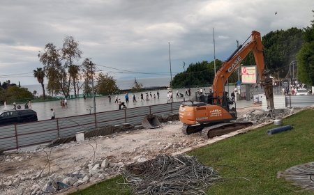Antalya Cumhuriyet Meydanı’ndaki havuz yeniden hayat buluyor