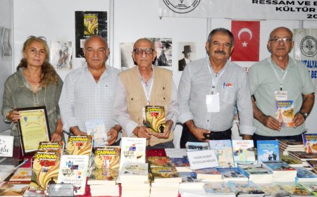 Antalya Kitap Fuarı’nda yerel yazar ve şairler okurlarla buluştu