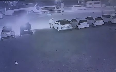 Serik’te oto galeride 6 araç kundaklandı: Şüpheli polise teslim oldu