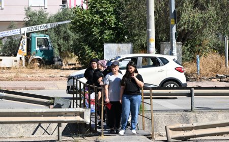 Kepez’de 75. Yıl Caddesi için üst geçit çağrısı: “Can kaybı olmadan önlem alınmalı”