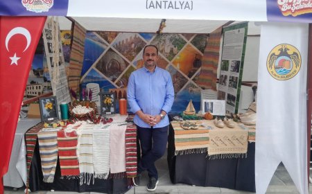 Alanya’nın muz lifi sanatı Beypazarı’nda ilgi gördü