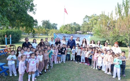Konyaaltı’nda miniklerden can dostlara anlamlı ziyaret: Başkan Kotan çocuklarla buluştu
