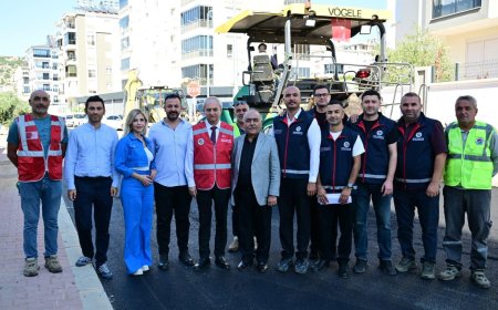 Kepez Esentepe’de 15 milyon TL’lik asfalt yatırımı: 8 sokak yenileniyor