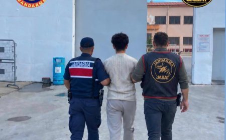 Antalya’da 4 ilçeye kaçak tütün operasyonu: 312 kilo tütün ve binlerce makaron ele geçirildi