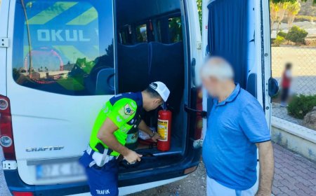 Antalya’da 2 bin 102 okul servisine jandarma denetimi: 19 sürücüye ceza, 7 araç trafikten men