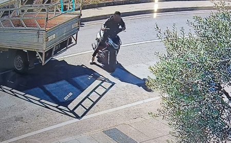 Manavgat’ta akılalmaz kaza: Sürücü yaralandı, yolcu motosikleti alıp kaçtı