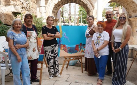 Antalya Kaleiçi'nde 9 yıllık sanat yolculuğu! Muhittin Selamet'in anısı Üçkapılar'da yaşatılıyor