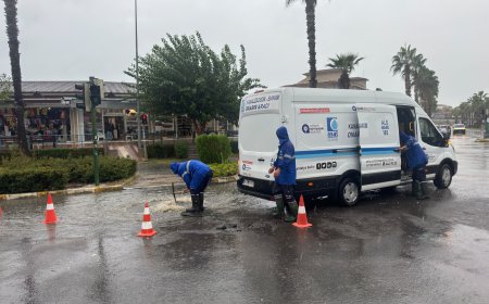 Antalya'da kuvvetli yağış alarmı! Büyükşehir 464 personel ve 347 iş makinesiyle teyakkuzda