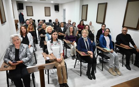 Kemer'de 10 Kasım için özel hazırlık! Halk Korosu Atatürk'ü anma konserine hazırlanıyor