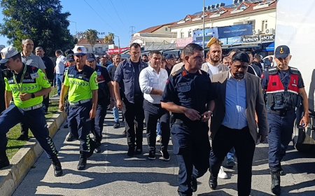 Manavgat'ta taklit ürün denetimi gerginliği: Esnaf yolu trafiğe kapattı