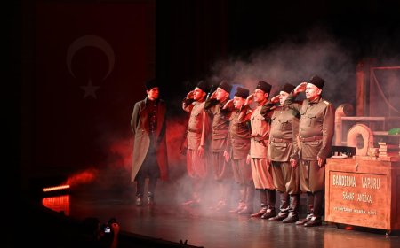 Kepez'de tiyatro sezonu “Bandırma Vapuru” ile başlıyor: İlk gösterim 23 Ekim'de