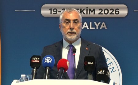 Bakan Işıkhan Antalya'dan açıkladı: 18 bin 441 öğrenciye 609 milyon TL eğitim yardımı