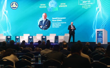 Antalya'da yapay zeka zirvesi: Türkiye'nin dijital geleceği masaya yatırıldı
