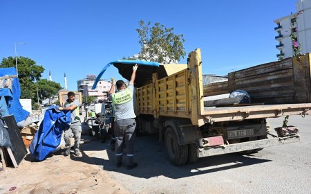 Kepez’de eski hayvan pazarı alanından 30 kamyon atık çıkarıldı